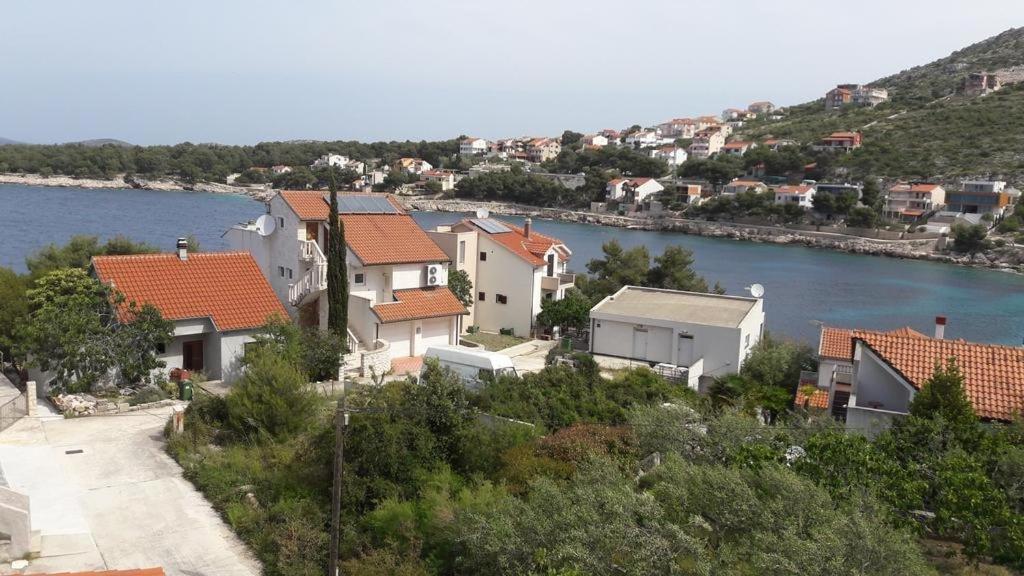 Apartments By The Sea Bilo, Primosten - 14601 Primošten Exterior foto